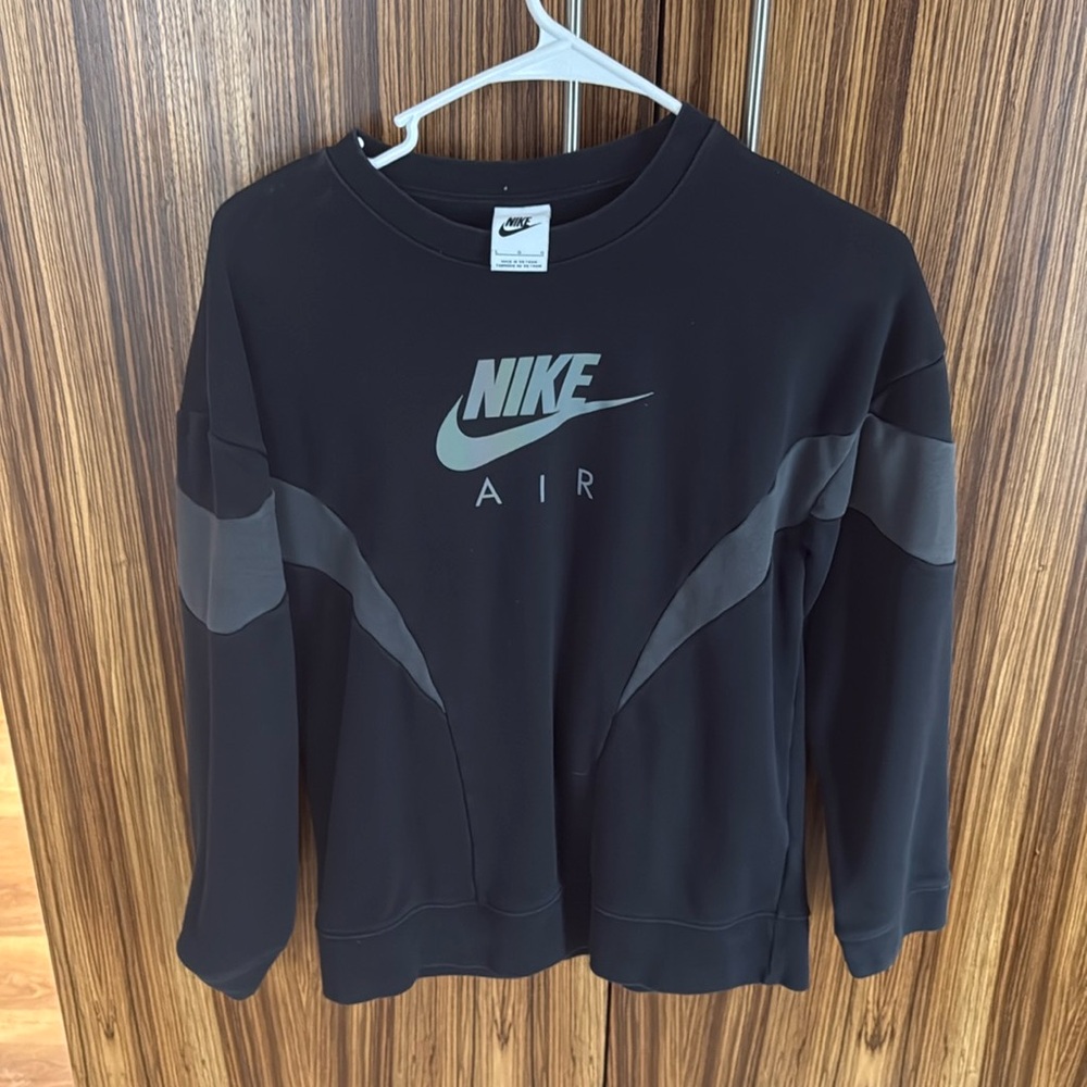 Kids nike crewneck